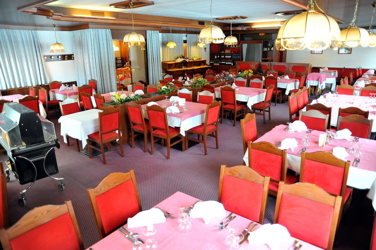 Hotel Nazionale Бормио Экстерьер фото