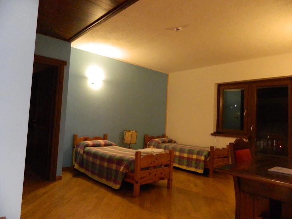 Hotel Nazionale Бормио Экстерьер фото